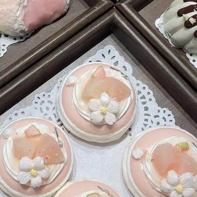 Peach Macaron Squishy — sold individually